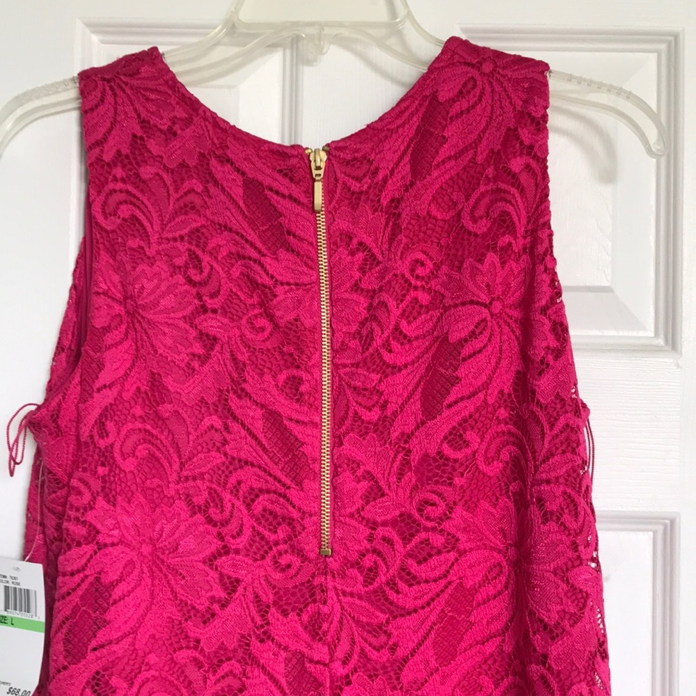 Hot pink dress!